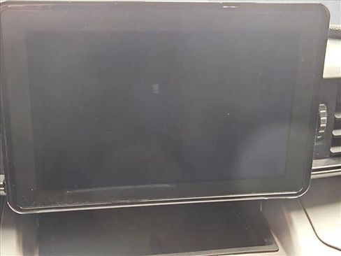 Used 2021 Ford Explorer XLT RWD image 13