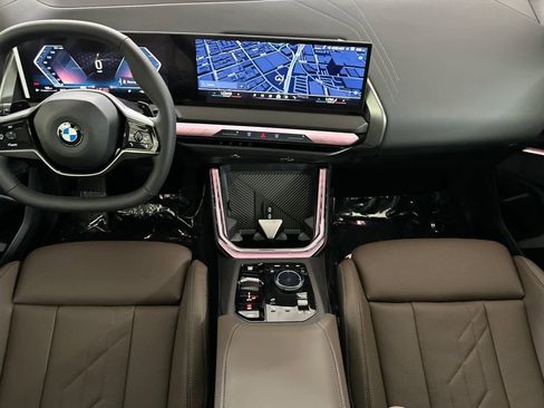 Used 2026 BMW X3 xDrive30 w/ Premium Package image 3