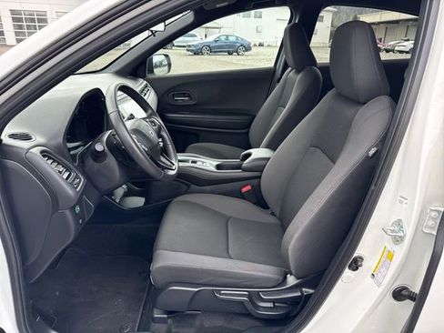 Used 2022 Honda HR-V Sport image 12