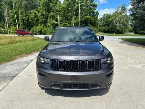 Used 2021 Jeep Grand Cherokee Limited w/ Quick Order Package 28K 80th AWD/4WD image 3