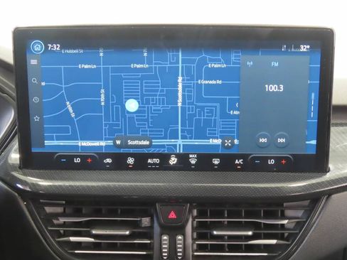 Used 2024 Ford Escape ST-Line w/ Tech Pack #1 FWD image 12