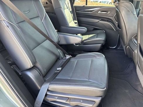 Used 2023 Cadillac Escalade Sport w/ LPO, ONYX Package image 11