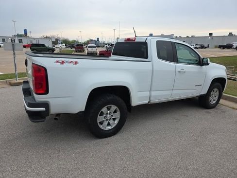 Used 2019 Chevrolet Colorado W/T w/ WT Convenience Package image 6