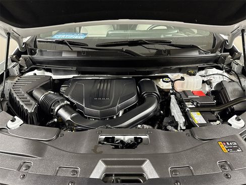 Certified 2025 Chevrolet Traverse LT image 29