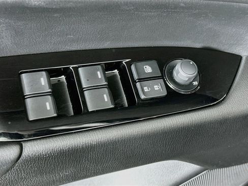 Used 2025 MAZDA CX-5 AWD 2.5 S w/ Select Package image 15