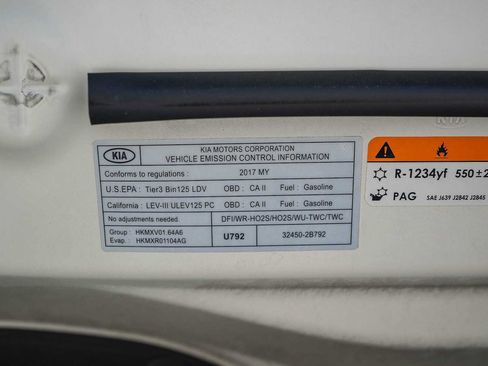 Used 2017 Kia Soul FWD image 23