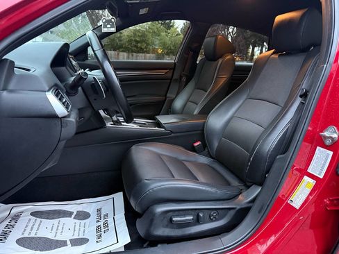 Used 2018 Honda Accord Sport image 22