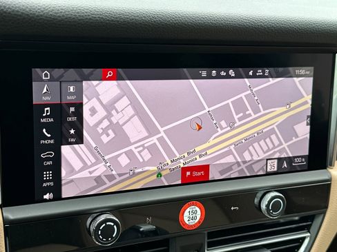 New 2026 Porsche Macan image 21