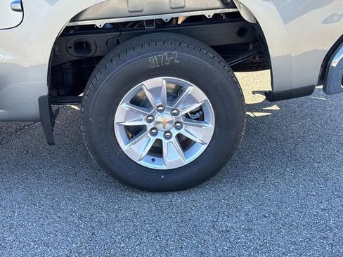 New 2026 Chevrolet Silverado 1500 W/T w/ WT Value Package AWD/4WD image 11