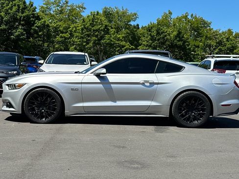 Used 2016 Ford Mustang GT Premium RWD image 7