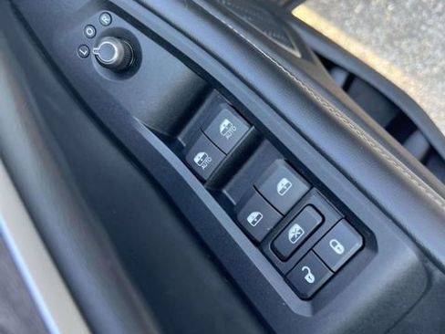 Certified 2023 Jeep Grand Cherokee L Limited image 21