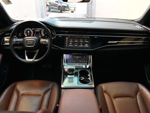 Used 2021 Audi Q8 Premium Plus image 26