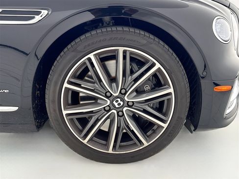 Used 2023 Bentley Flying Spur Azure image 7