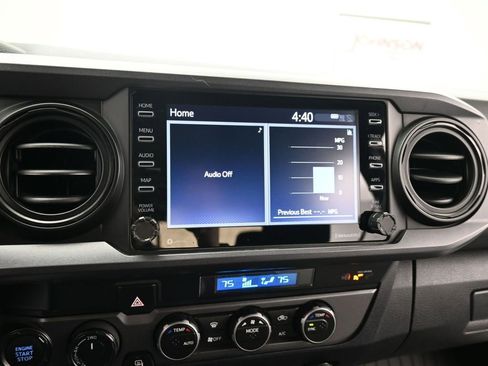 Used 2021 Toyota Tacoma TRD Off-Road image 19