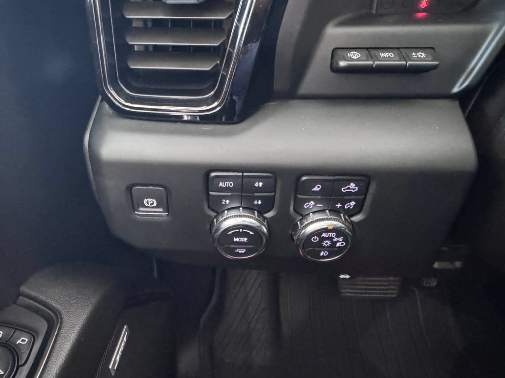 Certified 2024 GMC Sierra 2500 AT4 w/ Technology Package AWD/4WD image 26
