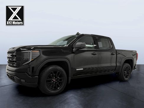 Used 2023 GMC Sierra 1500 Elevation image 2
