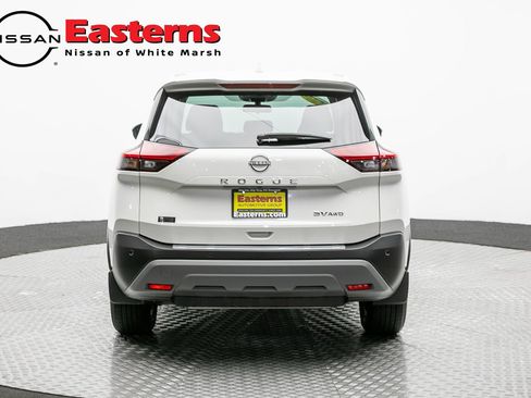 Used 2023 Nissan Rogue SV AWD/4WD image 6