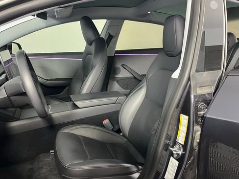 Used 2025 Tesla Model 3 Long Range image 16