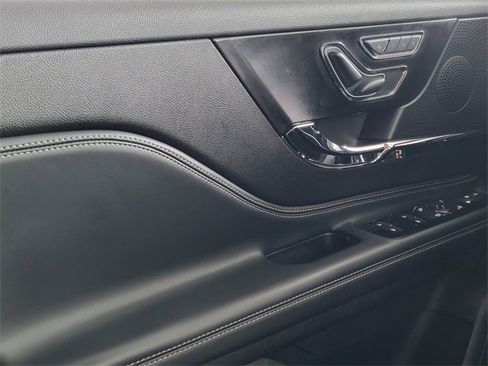 Certified 2024 Lincoln Corsair AWD w/ Equipment Group 101A image 37