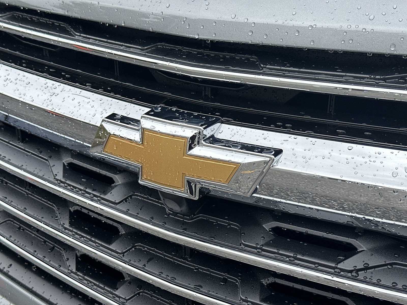 New 2026 Chevrolet Traverse LT w/ LPO, Floor Liner Package FWD image 10