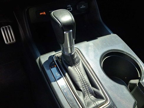 Used 2023 Honda Civic Sport image 14