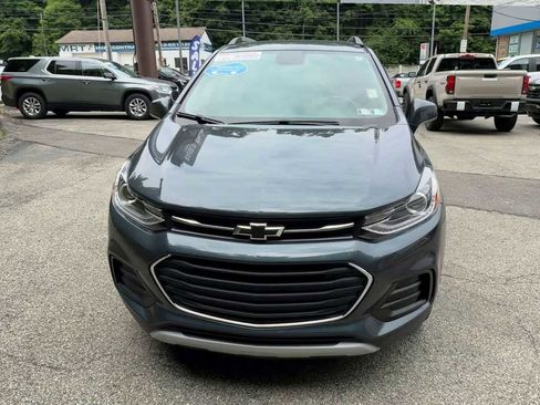 Certified 2022 Chevrolet Trax LT w/ Sport Edition AWD/4WD image 3