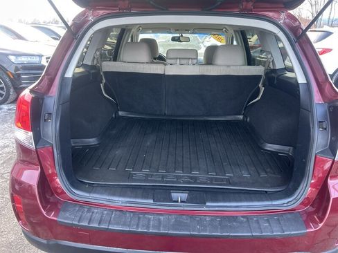 Used 2014 Subaru Outback 2.5i Premium image 8
