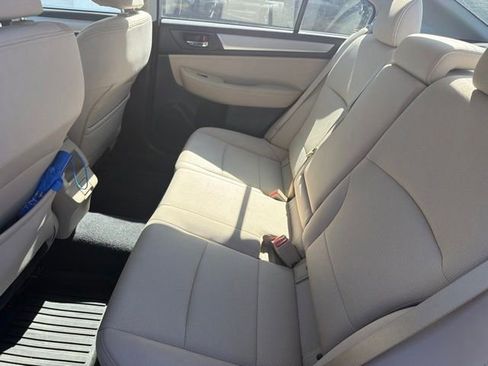 Used 2018 Subaru Legacy 2.5i Premium AWD/4WD image 17