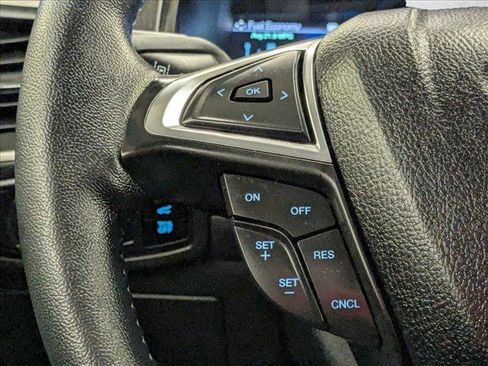 Used 2024 Ford Edge SEL w/ Convenience Package image 12