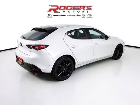 Used 2024 MAZDA MAZDA3 s image 8