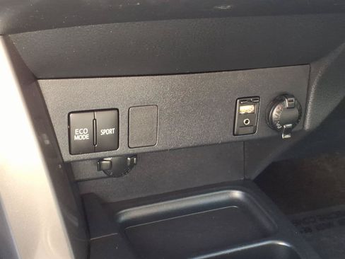 Used 2017 Toyota RAV4 LE w/ All Weather Liner Package AWD/4WD image 13