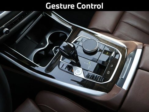 Used 2020 BMW X7 xDrive40i w/ Premium Package AWD/4WD image 19