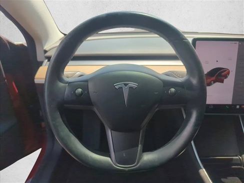 Used 2018 Tesla Model 3 Long Range RWD image 11