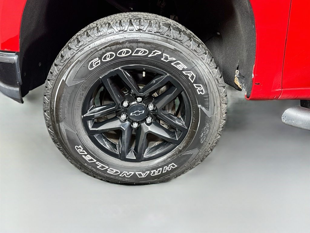 Used 2022 Chevrolet Silverado 1500 Custom Trail Boss w/ Safety Confidence Package AWD/4WD image 35