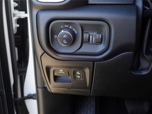 New 2026 RAM 1500 4x4 Crew Cab image 20