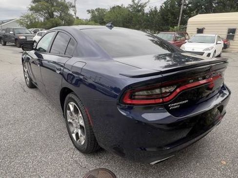Used 2015 Dodge Charger SXT w/ Driver Confidence Group AWD/4WD image 5