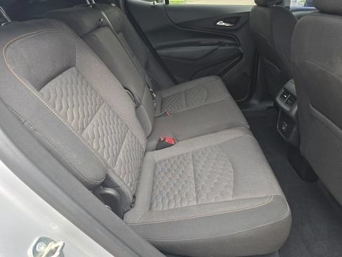 Used 2019 Chevrolet Equinox LT AWD/4WD image 30