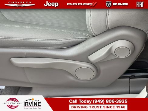 Certified 2019 Chrysler Pacifica L image 22