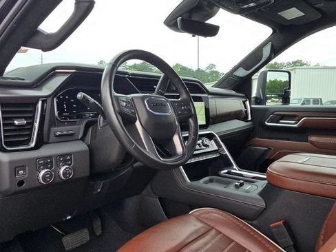 Used 2025 GMC Sierra 2500 Denali Ultimate AWD/4WD image 26