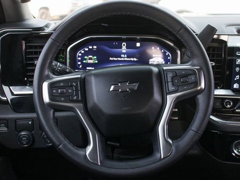 Used 2022 Chevrolet Silverado 1500 RST image 20