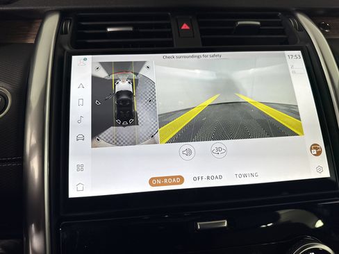 New 2026 Land Rover Discovery Dynamic SE AWD/4WD image 23