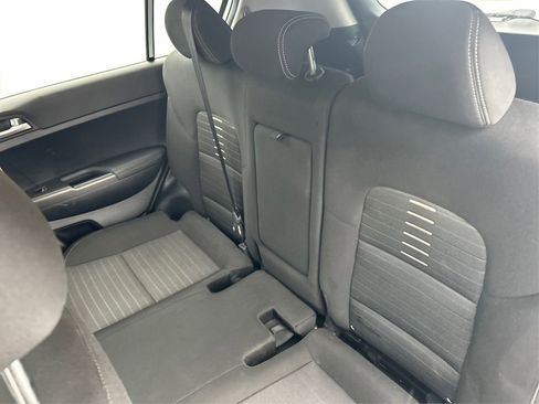 Used 2018 Kia Sportage LX image 16