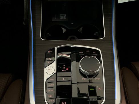 New 2026 BMW X5 xDrive50e AWD/4WD image 13