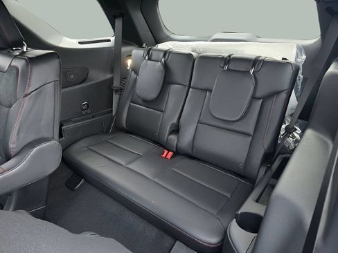 Certified 2026 Ford Explorer ST AWD/4WD image 13
