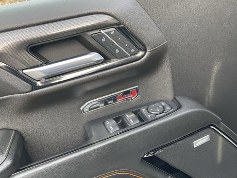 Used 2023 GMC Sierra 1500 AT4 w/ AT4 Premium Package image 22