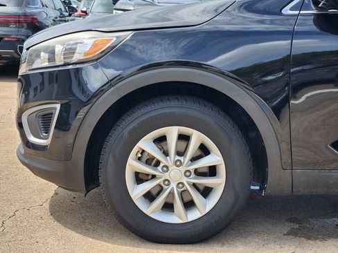 Used 2018 Kia Sorento L FWD image 8