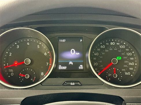 Used 2021 Volkswagen Tiguan S image 14