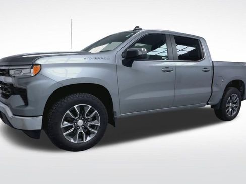 Used 2023 Chevrolet Silverado 1500 LT AWD/4WD image 4