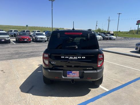 Used 2021 Ford Bronco Sport Outer Banks image 4