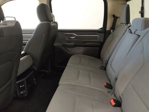 Used 2019 RAM 1500 Big Horn image 18